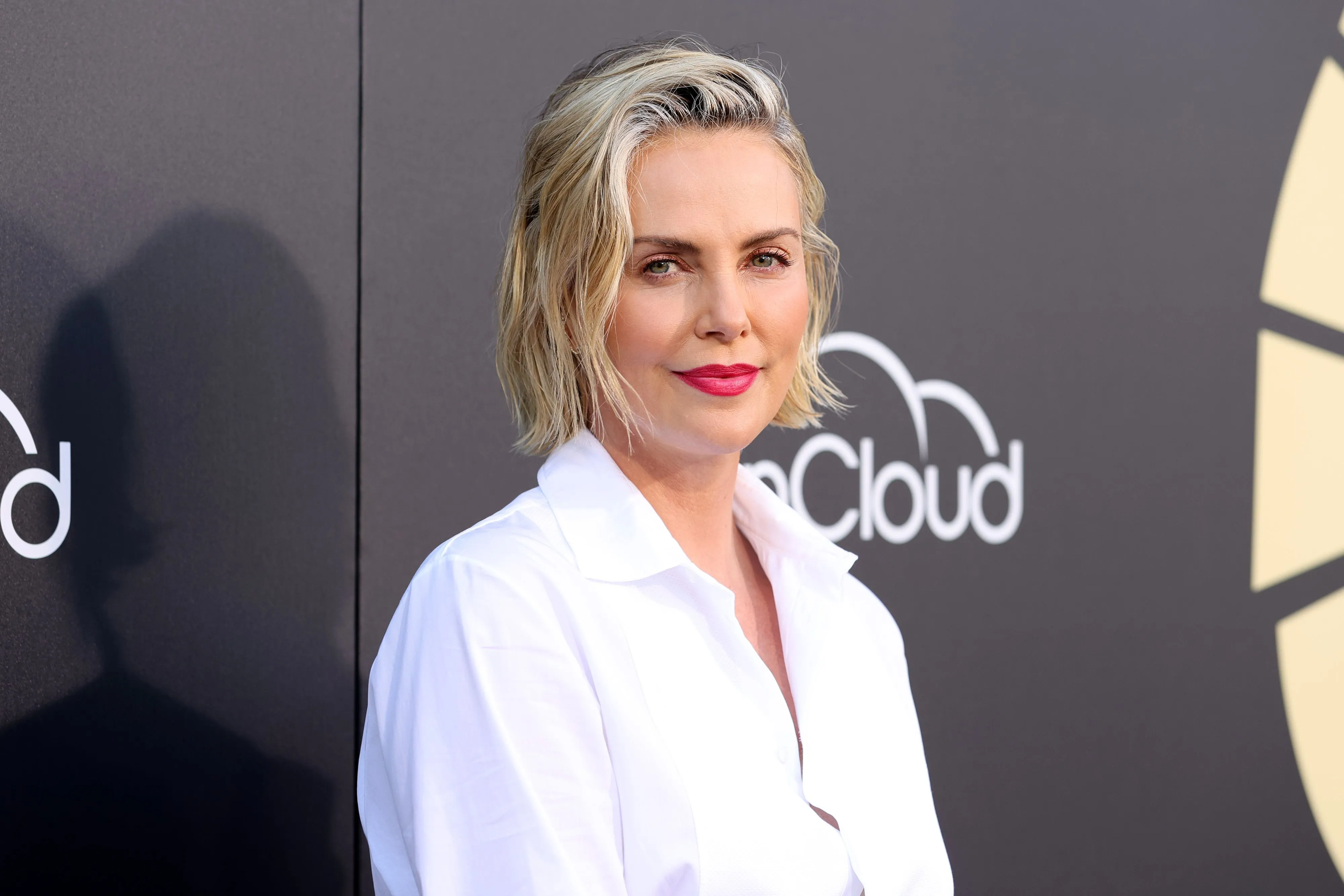 Charlize Theron’un arabası evinin önünden çalındı!